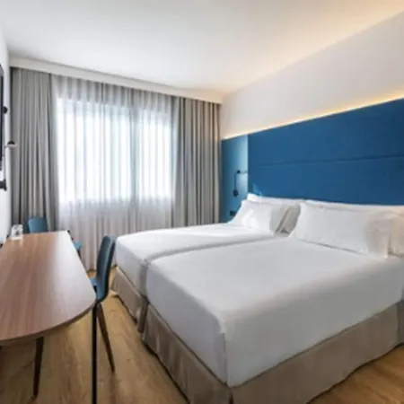 Occidental Hotel 4*