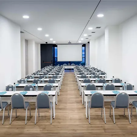 호텔 Occidental 비고